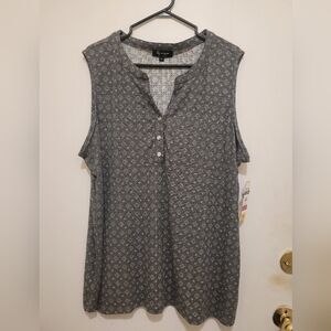 Lily Morgan Sleeveless Henley Top – Size 1X